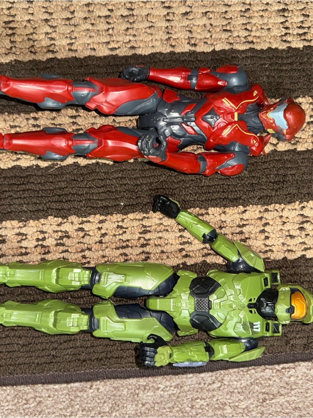 Red and Green Action Figure Set - Hero Combat Figures